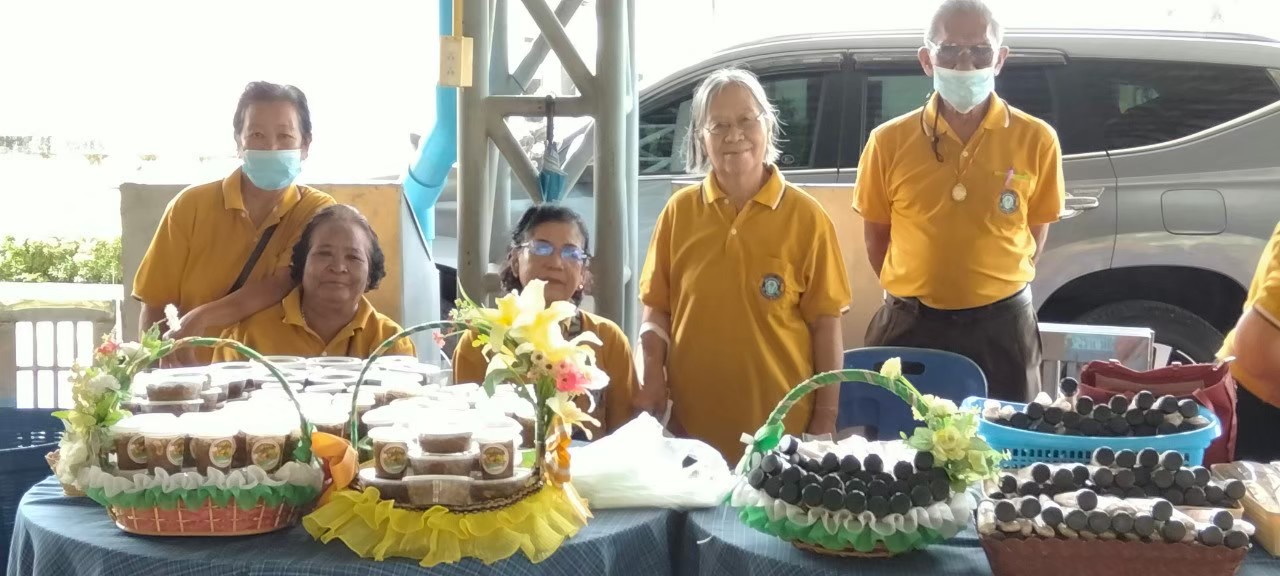 ผลิตภัณฑ์ชุมชน ( ขี้มอด / ฝาชีแฟนซี / ไตปลาแห้ง )